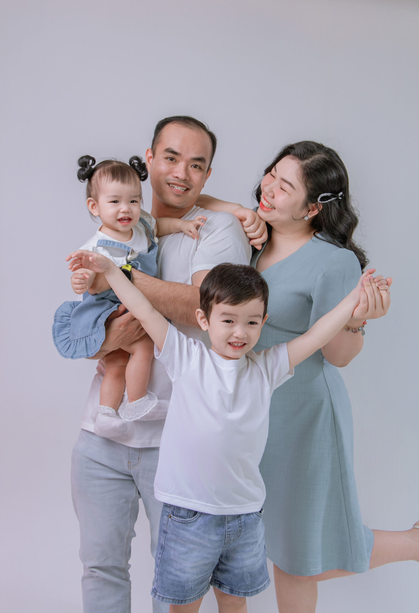 Chụp Ảnh Cho Bé Tại Thủ Đức – Ghi Dấu Tuổi Thơ Với Những Khoảnh Khắc Ngọt Ngào Tại Tiệm Ảnh Má Lúm